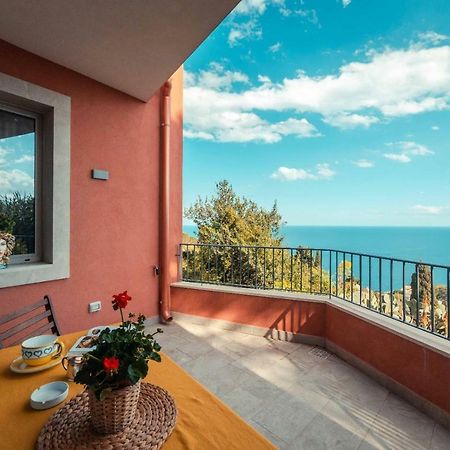 شقة The Charming House تاورمينا المظهر الخارجي الصورة